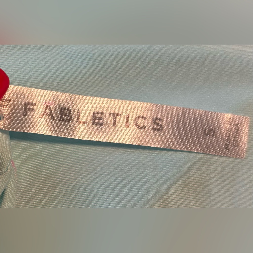 NWT Fabletics Phoenix Lite Racerback Tank - Picture 6 of 9